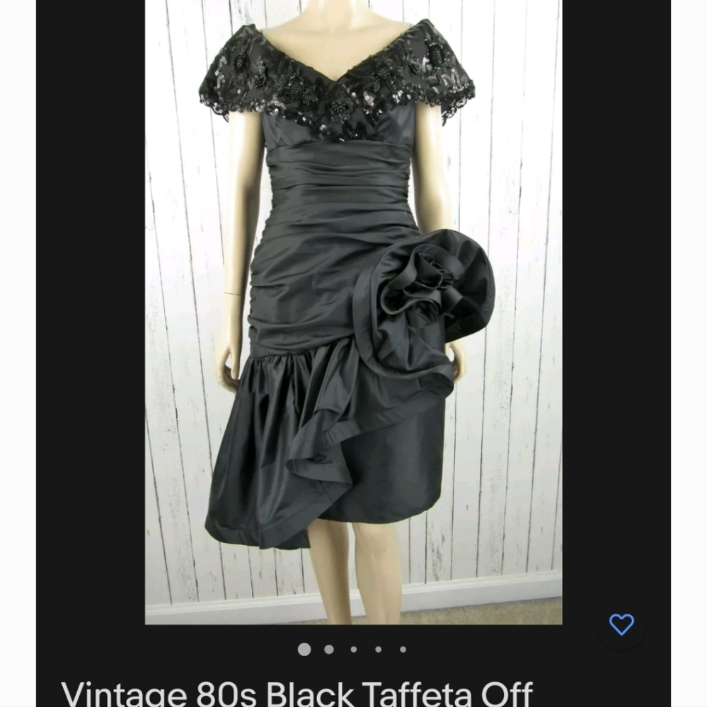 Vintage 80s Black Taffeta off shoulder cocktail dress sz 8